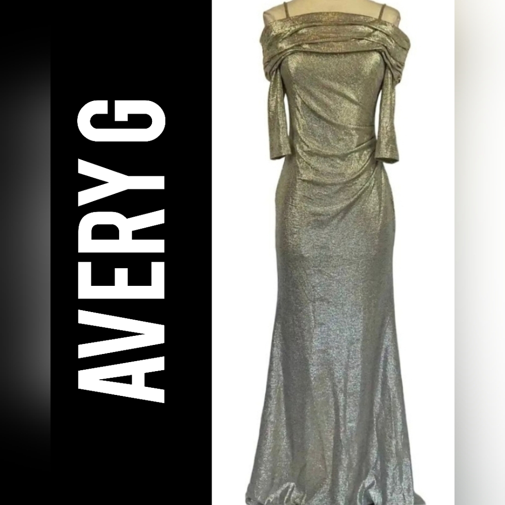 NWT! Avery G Women's Formal Dress‎ Size 2 Gold Metallic Gown MSRP $268